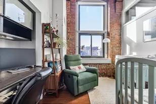 320 W 2nd St, Boston, MA 02127 - Photo 18