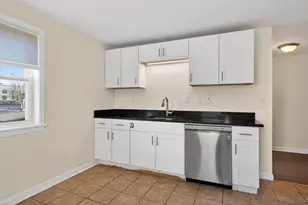 18 Cross St, Waltham, MA 02154 - Photo 4