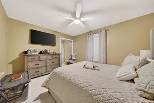 71 Smith St, Fall River, MA 02721 - Photo 14