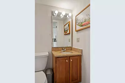 175 Tall Oaks Dr #B, Weymouth, MA 02190 - Photo 12
