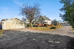 9 Liberty St, Taunton, MA 02718 - Photo 28