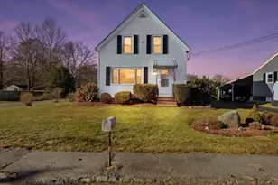 9 Liberty St, Taunton, MA 02718 - Photo 1