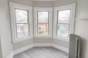 68 Waverly St, Springfield, MA 01107 - Photo 6