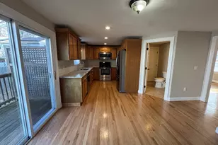 34 Florence Ave, Attleboro, MA 02703 - Photo 4