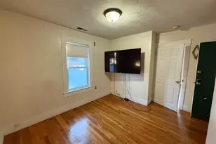 4 Frye St, Lowell, MA 01851 - Photo 4