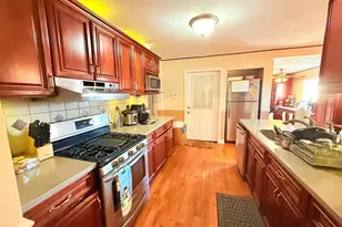 4 Frye St, Lowell, MA 01851 - Photo 36