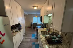 98 School St, Lowell, MA 01854 - Photo 12