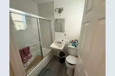 98 School St, Lowell, MA 01854 - Photo 8