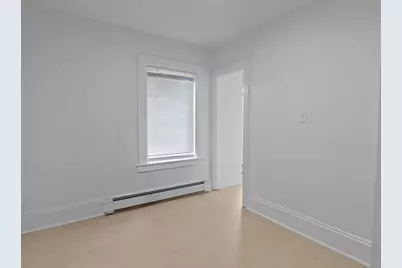 6 Coffin Avenue Ct, New Bedford, MA 02746 - Photo 8