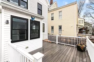 12 Montgomery, Somerville, MA 02145 - Photo 20