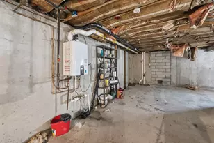 251 Poquanticut Ave, Easton, MA 02356 - Photo 26