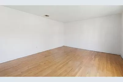 251 Poquanticut Ave, Easton, MA 02356 - Photo 12