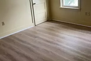 24 Newbury St, Worcester, MA 01609 - Photo 2