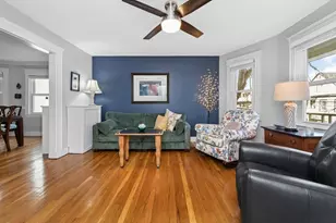 118 Albion, Somerville, MA 02144 - Photo 2