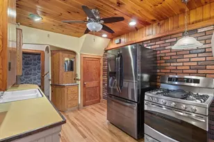 18 Windemere Rd, Worcester, MA 01602 - Photo 14