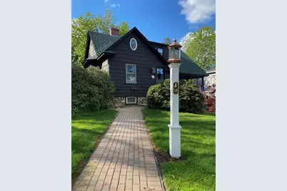 18 Windemere Road, Worcester, MA 01602 - Photo 1