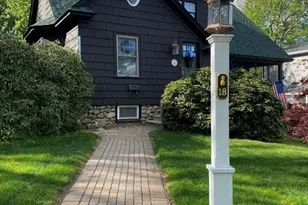 18 Windemere Rd, Worcester, MA 01602 - Photo 1