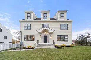 24 Mt Zion Rd, Melrose, MA 02176 - Photo 1