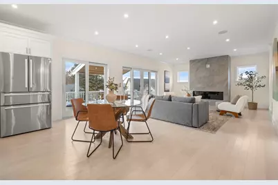 24 Mt Zion Rd, Melrose, MA 02176 - Photo 4