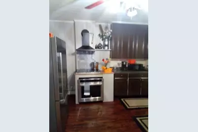 6 Elm St, Barre, MA 01005 - Photo 4