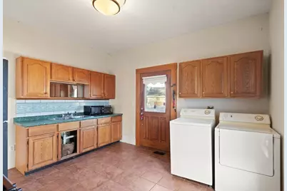 118 Prospect St, Gloucester, MA 01930 - Photo 18