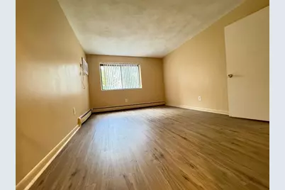 32 Whites Ave #E112, Watertown, MA 02472 - Photo 18