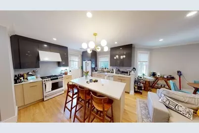 15 Lanark Rd #3, Brookline, MA 02445 - Photo 2