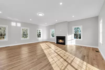 116 Townsend Harbor Rd, Lunenburg, MA 01462 - Photo 12