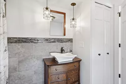 1201 Allen St, Springfield, MA 01118 - Photo 22