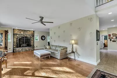 10 Rockledge Dr, Falmouth, MA 02556 - Photo 4