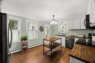 35 Pine St, Easton, MA 02375 - Photo 16