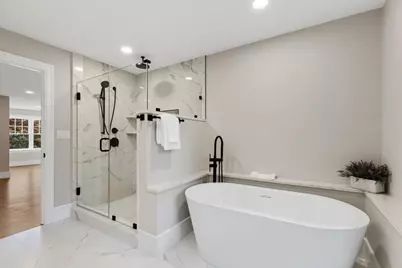 12 Pleasant St, Burlington, MA 01803 - Photo 18