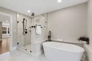 12 Pleasant St, Burlington, MA 01803 - Photo 18