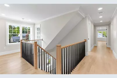 12 Pleasant St, Burlington, MA 01803 - Photo 14