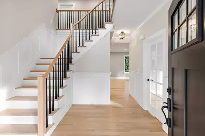 12 Pleasant St, Burlington, MA 01803 - Photo 4