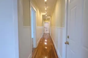 22 Auburn St, Malden, MA 02148 - Photo 10