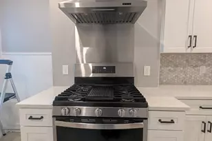 22 Auburn St, Malden, MA 02148 - Photo 26