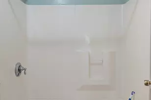 22 Auburn St, Malden, MA 02148 - Photo 12