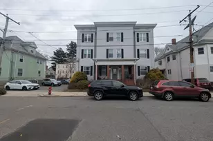 22 Auburn St, Malden, MA 02148 - Photo 1