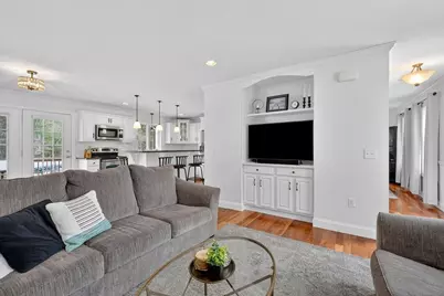 66 Lee St, East Longmeadow, MA 01028 - Photo 4