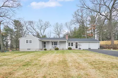 61 Ridgecrest Dr, Westfield, MA 01085 - Photo 2