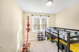 114 Riverton Rd, Springfield, MA 01109 - Photo 14