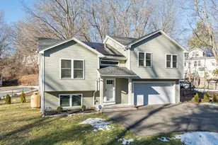 114 Riverton Rd, Springfield, MA 01109 - Photo 1