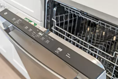 275 Main St #404, Watertown, MA 02472 - Photo 8