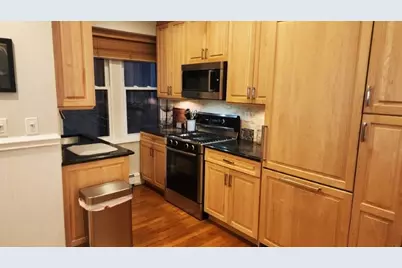 18 Garden #1, Boston, MA 02114 - Photo 8