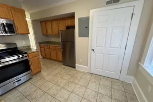 18 Short St, Brookline, MA 02446 - Photo 8