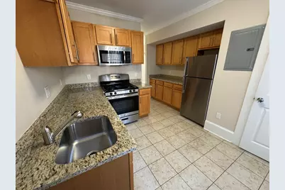 18 Short St #3, Brookline, MA 02446 - Photo 6