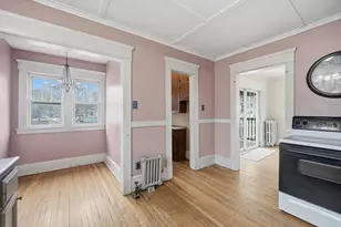 135 Newbury St, Chicopee, MA 01013 - Photo 4