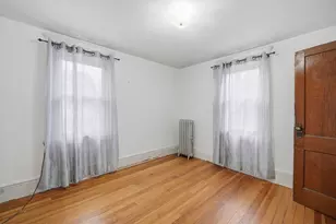 135 Newbury St, Chicopee, MA 01013 - Photo 16