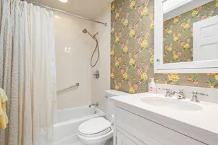 55 Fairgreen Pl, Brookline, MA 02467 - Photo 16